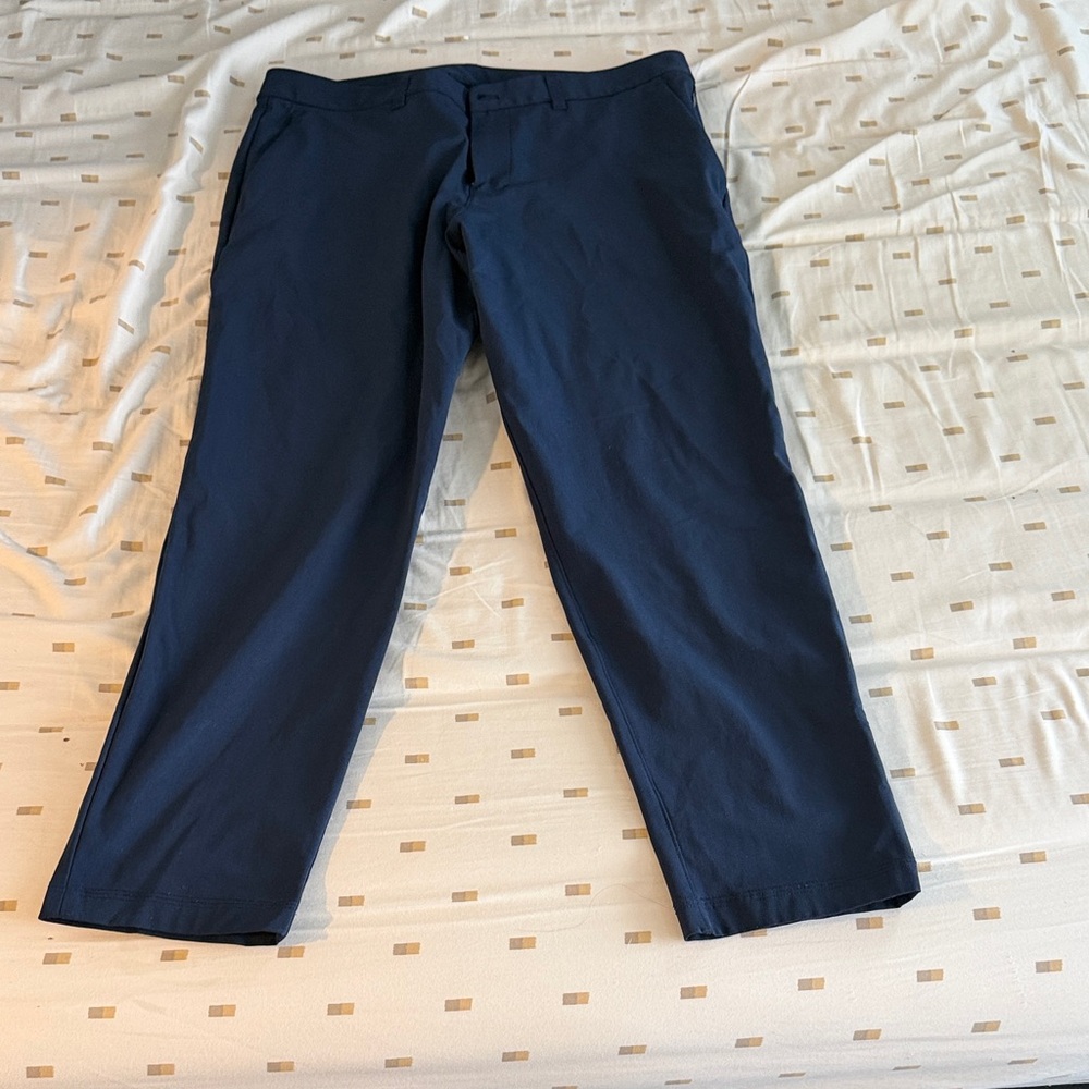 lululemon athletica Men's Navy Straight-Leg Chinos
